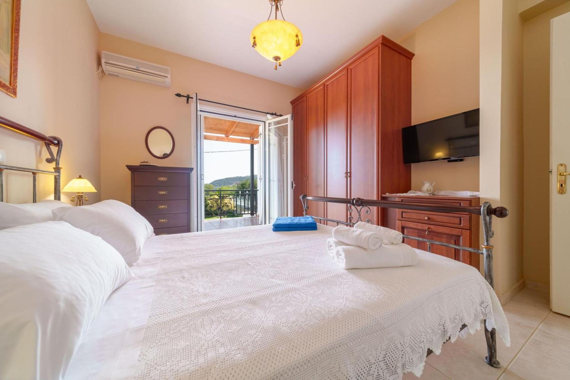 Iphigenia Apartments At Кателіос Екстер'єр фото